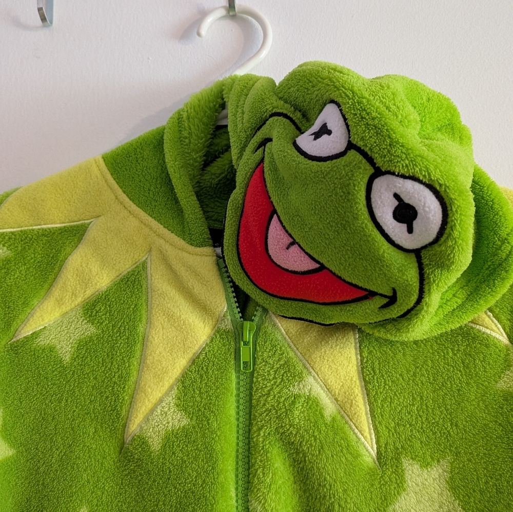 Kermit Disney Onesie Footie Pyjamas Medium One Piece Green Frog Stars Cozy Warm